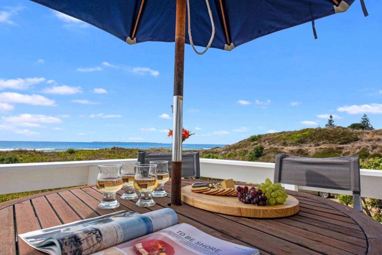 Oceanside Bach - Mount Maunganui Holiday Home エクステリア 写真