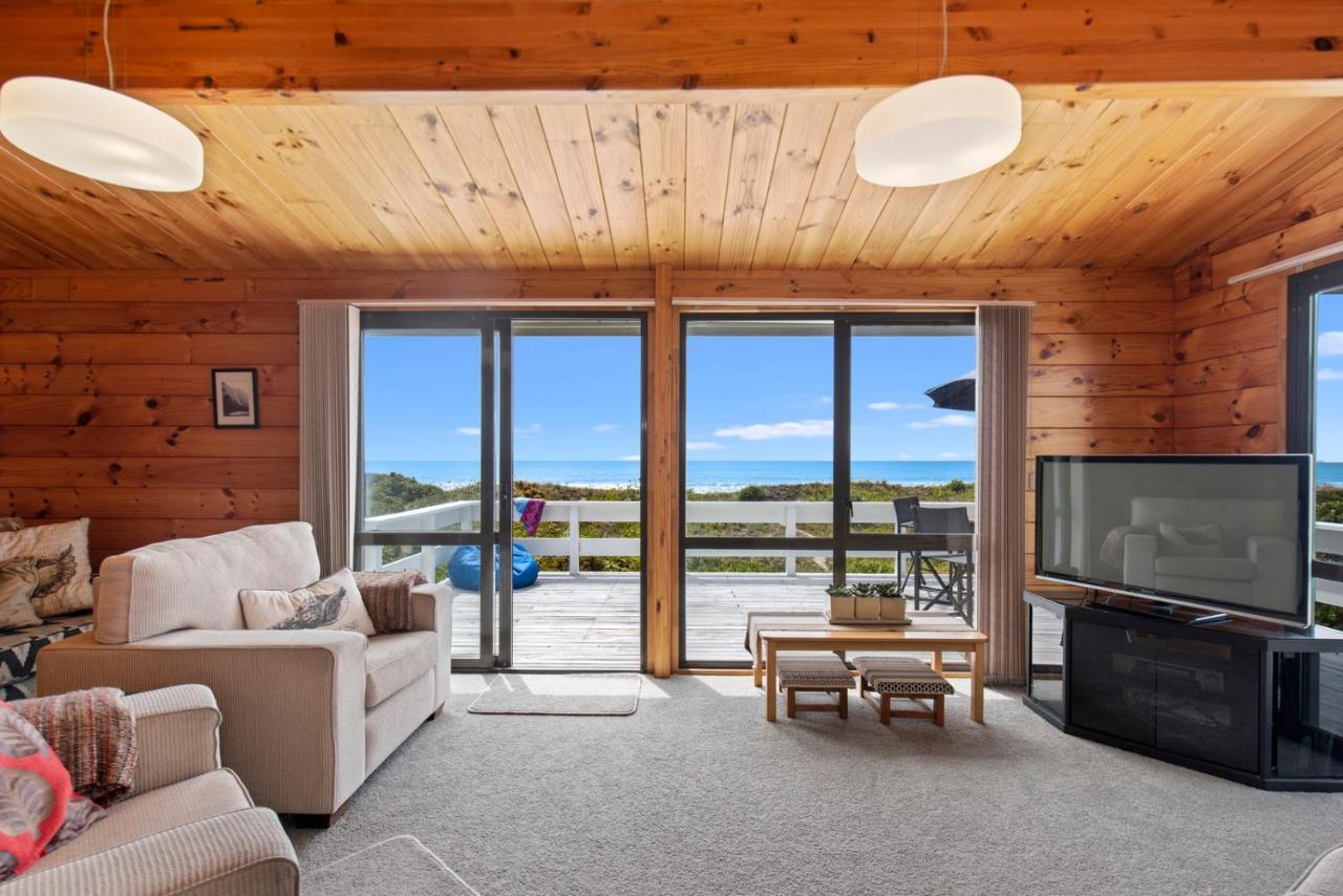 Oceanside Bach - Mount Maunganui Holiday Home エクステリア 写真